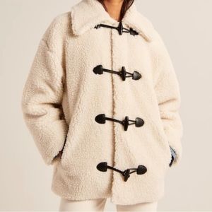Abercrombie Sherpa Toggle Jacket Coat
